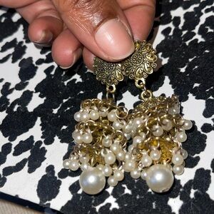 Gold and pearl design chandelier earrings
